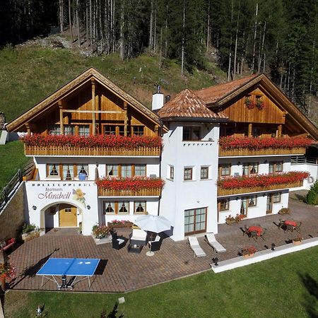 Apartments Mirabell Livinallongo Del Col Di Lana Εξωτερικό φωτογραφία