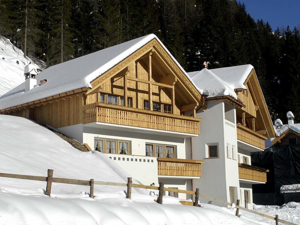 Apartments Mirabell Livinallongo Del Col Di Lana Εξωτερικό φωτογραφία