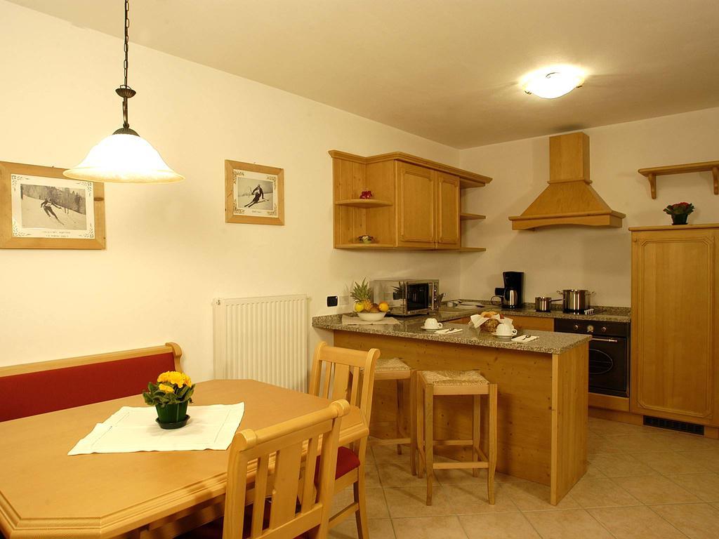 Apartments Mirabell Livinallongo Del Col Di Lana Εξωτερικό φωτογραφία
